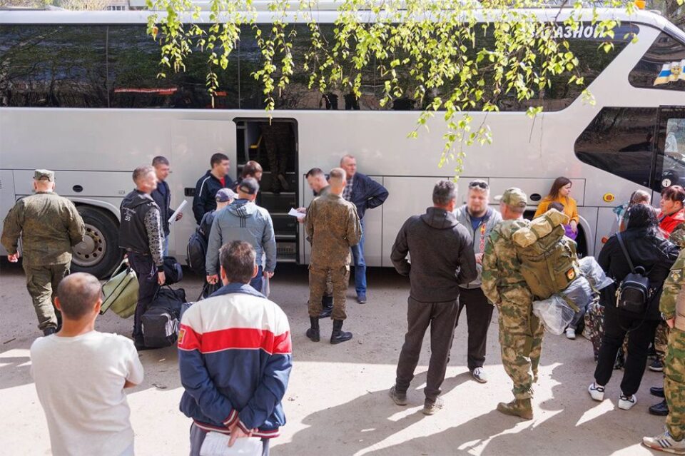 Фото 2 группы нижегородских добровольцев поехали в воинские части для подготовки к СВО - Новости Живем в Нижнем