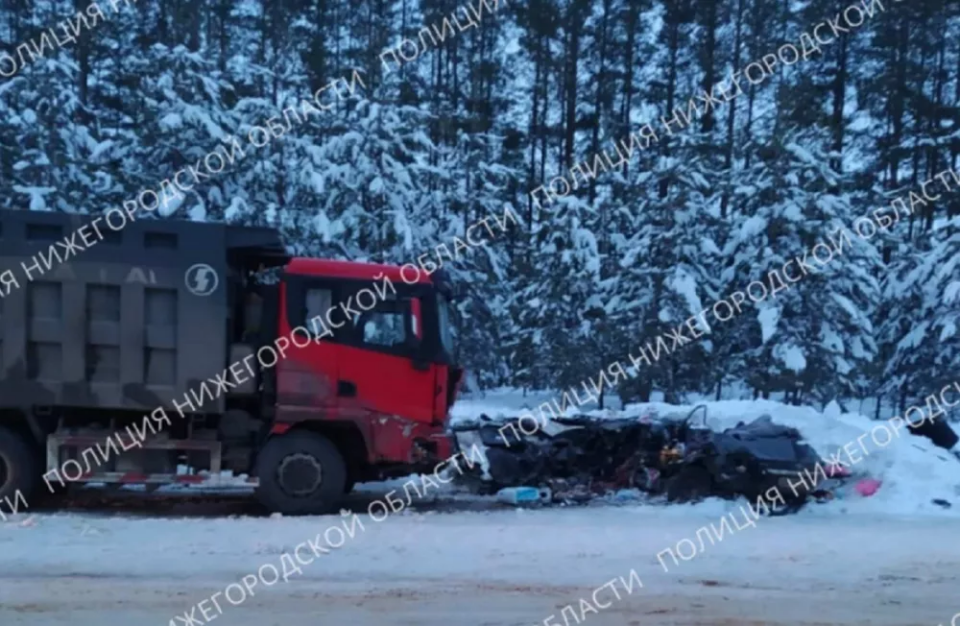 Фото Два человека погибли при столкновении легковушки с фурой в Дивеевском районе - Новости Живем в Нижнем