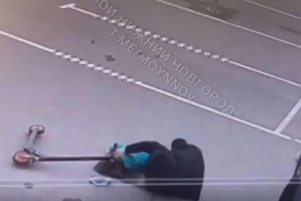 Фото Нижегородка на электросамокате сбила девочку в ЖК «Корабли» и уехала - Новости Живем в Нижнем