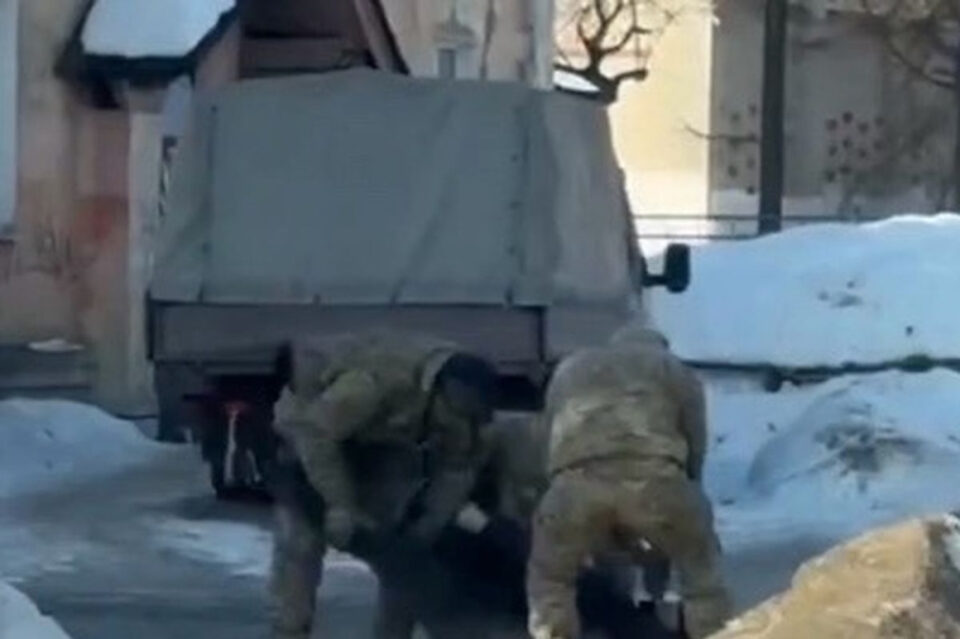 Фото Жителя Дзержинска заключили под стражу за фотосъемку военных объектов - Новости Живем в Нижнем