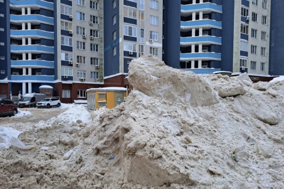 Фото Нижегородские дорожники обрабатывают улицы из-за непогоды в соседних регионах - Новости Живем в Нижнем