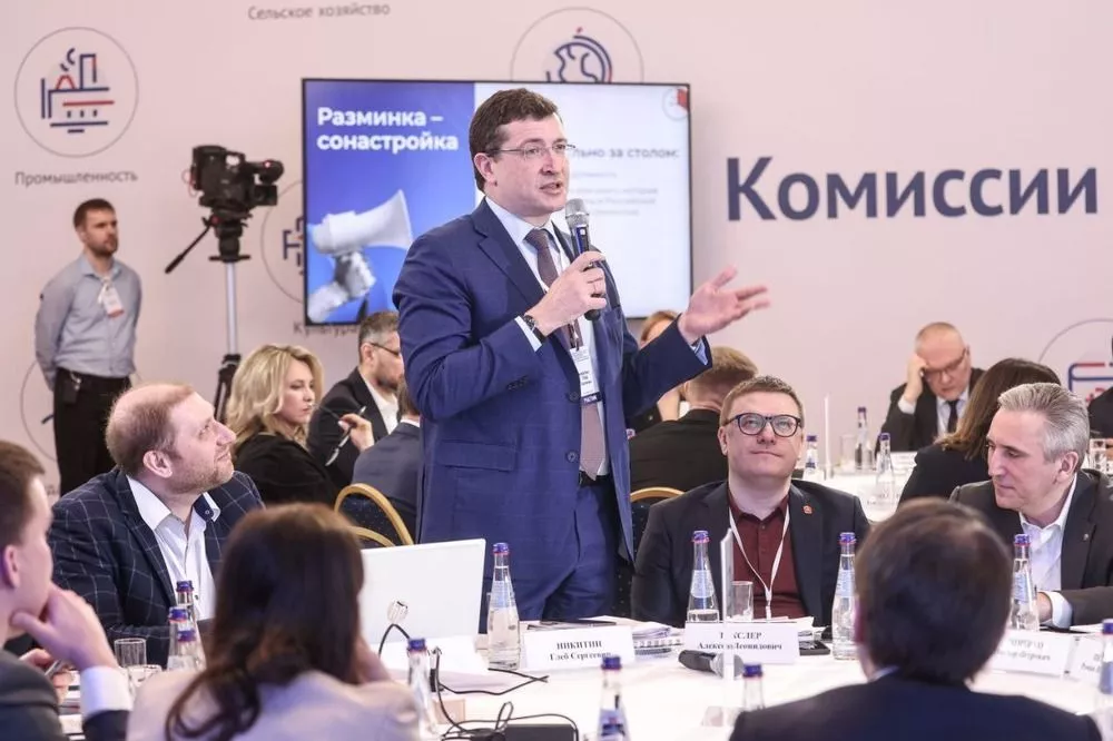 Фото Глеб Никитин рассказал о состоянии Захара Прилепина после взрыва в автомобиле - Новости Живем в Нижнем