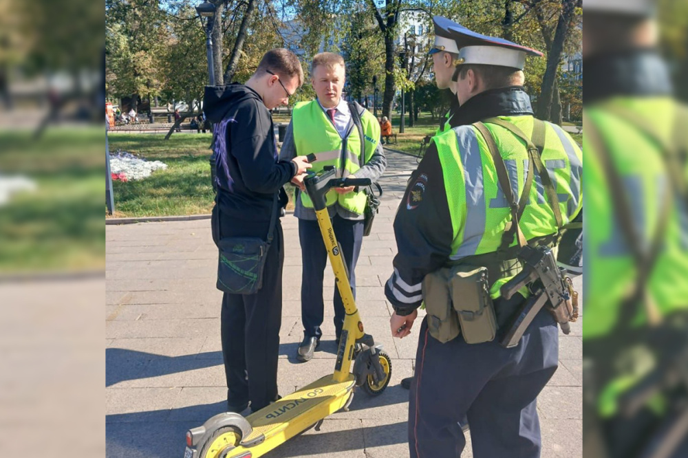 Фото Полицейские следят самокатчиками в центре Нижнего Новгорода - Новости Живем в Нижнем