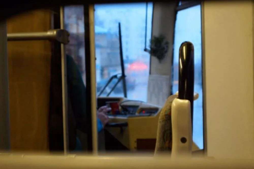 Фото Трамвай сошел с путей на Сормовском шоссе в Нижнем Новгороде 12 февраля - Новости Живем в Нижнем