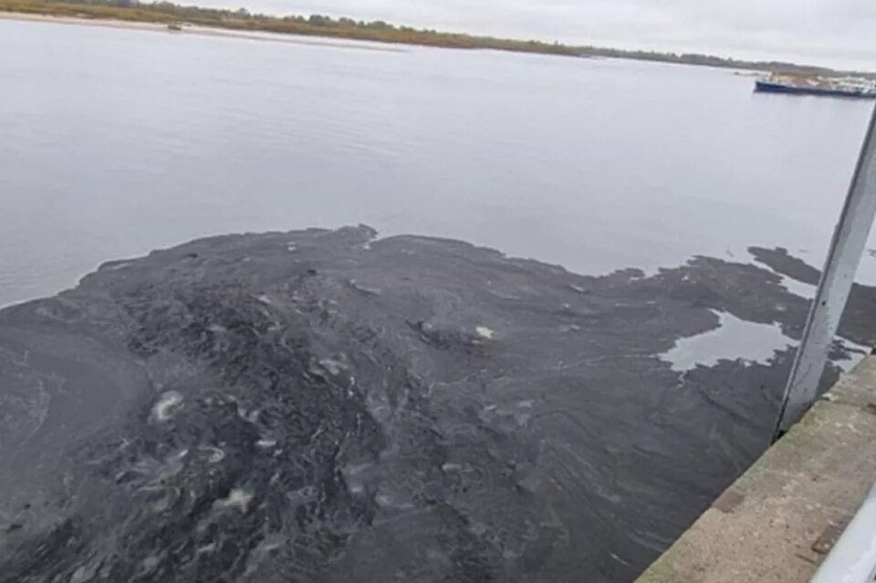 Фото Владельца теплохода судят за загрязнение Волги в Нижнем Новгороде - Новости Живем в Нижнем