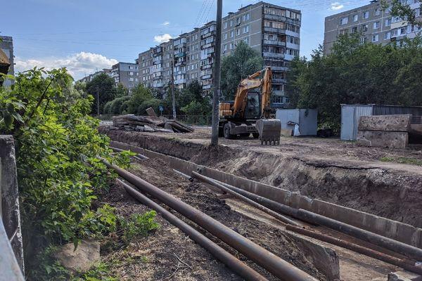 Фото Почти 60 деревьев вырубили в Ленинском районе Нижнего Новгорода из-за новой теплотрассы  - Новости Живем в Нижнем