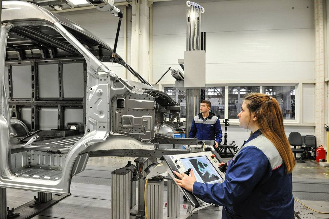 Технологии лидерства: как люди и роботы меняют российскую промышленность