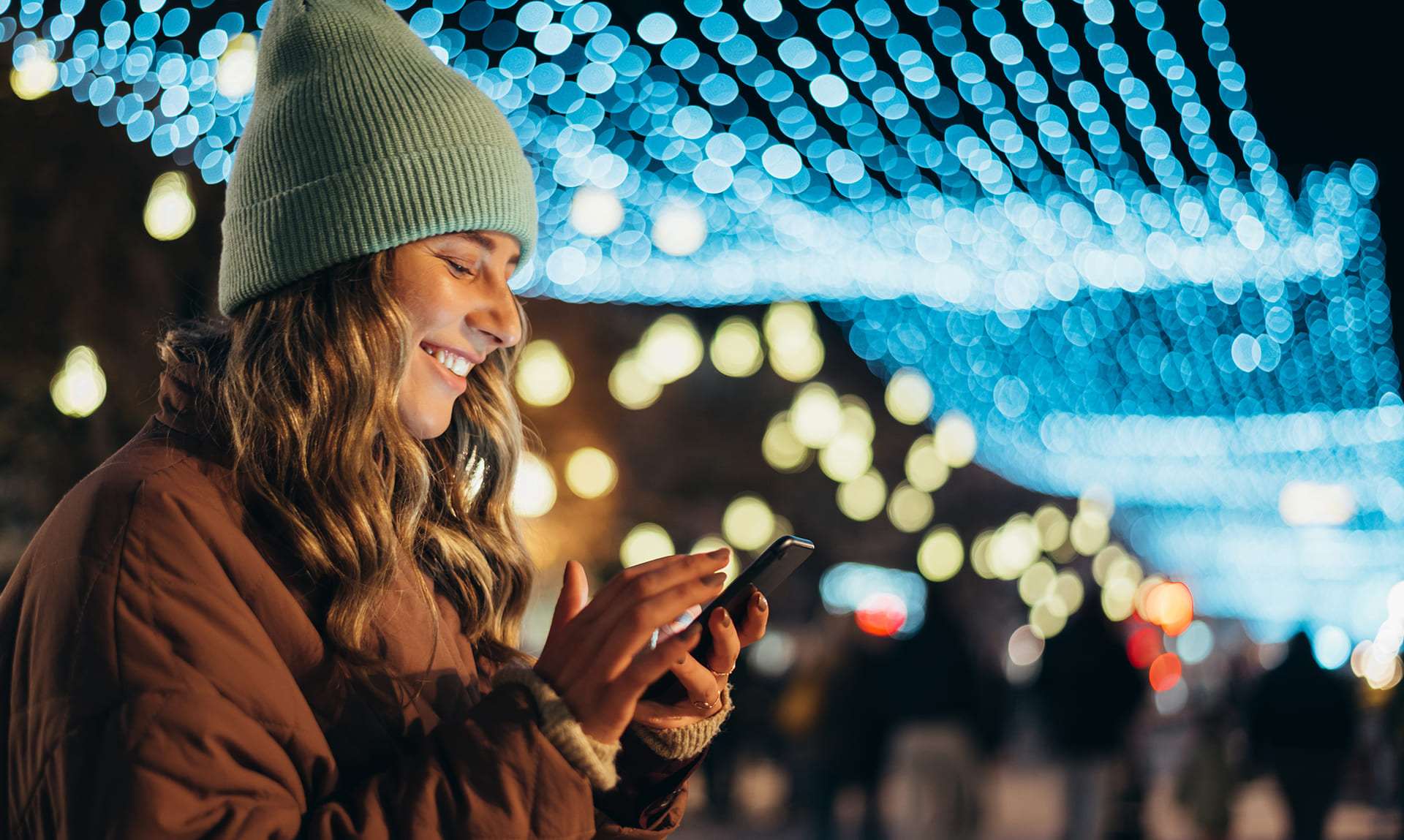 Сила в словах: 5 фраз, которые важно услышать по телефону для хорошего настроения